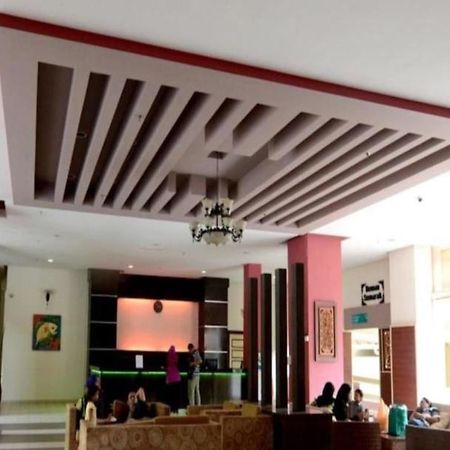 Puteri Beach Resort Port Dickson Exterior photo