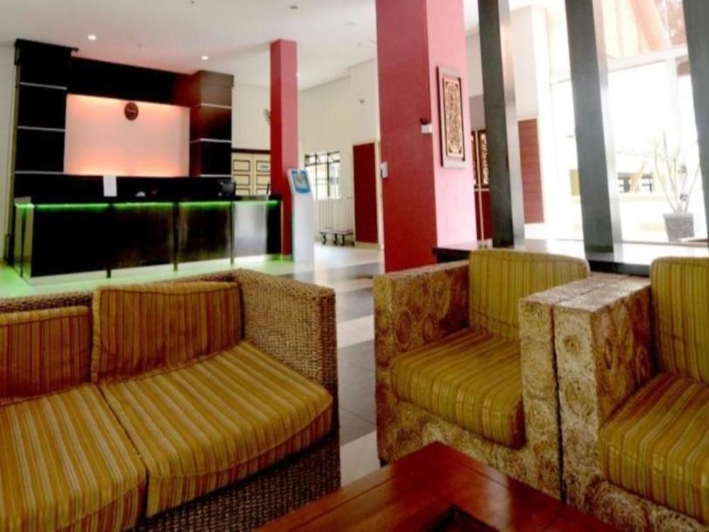Puteri Beach Resort Port Dickson Exterior photo