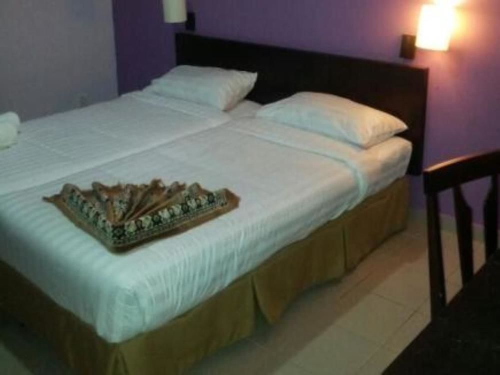 Puteri Beach Resort Port Dickson Exterior photo